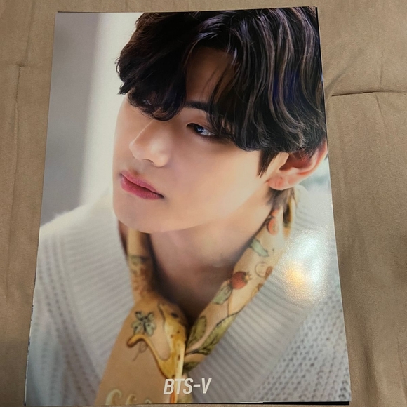 Taehyung poster - Picture 3 of 3